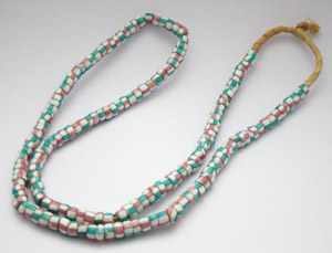 カンネッテ（すじ玉）　"Cannette", Small drawn striped beads　African trade beads　