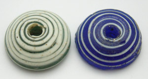巻文玉(ディスク型)　ヴァイキング交易玉　Viking, Convex cone disk beads with spiral decoration