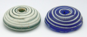 巻文玉(ディスク型)　ヴァイキング交易玉　Viking, Convex cone disk beads with spiral decoration